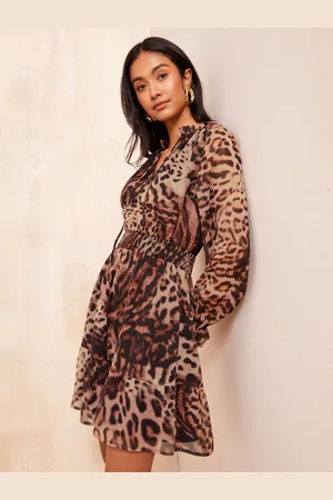Friends Like These Langærmet Open Slips Neck Chiffon Mini Kjole38