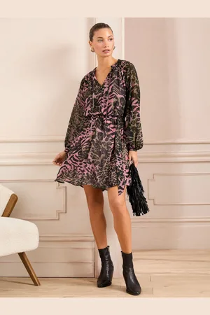 Love & Roses Spot Pleated Mini Dress42