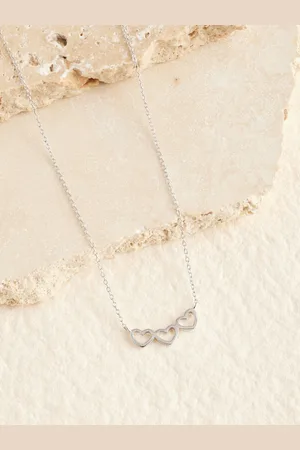 Next Triple Heart Necklaceen