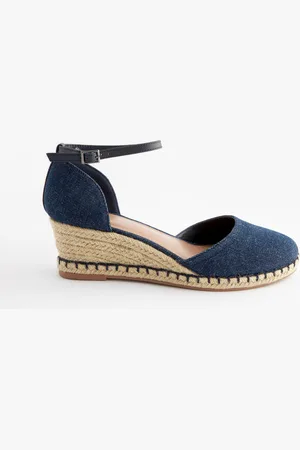 Next Forever Comfort sko med kilehæl og lukket tåboks