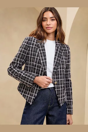 Lipsy London Single Breasted Boucle Cropped Blazer44