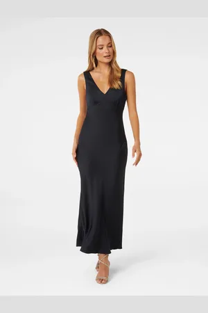 Forever New Cameron Petite V-Neck Satin Maxi Dress44