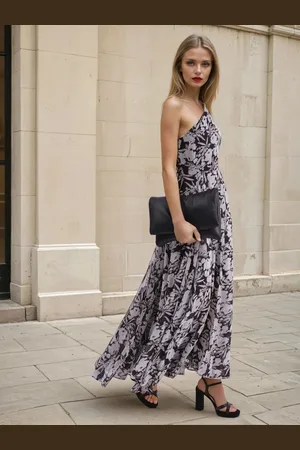 Religion Signature One Shoulder Maxikjole Med Fuld Multi Layered Nederdele36