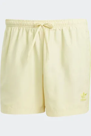 adidas Adicolor 3-Stripes 5 Inch Swim ShortsLille Almindelig