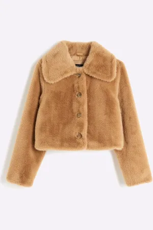 River Island Petite Beige Faux Fur Button Up Jacket38