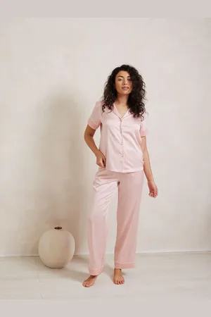 Chelsea Peers Satin Lace Trim Short Sleeve Long Pyjama Set38