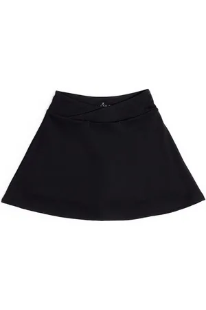 Danskin Cross Front Tennis Black Skirt With Built In Shorts8 - 10 år (128 - 140cm)