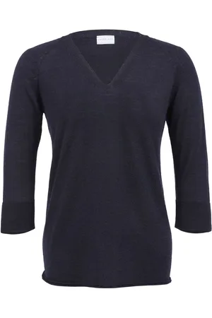 CELTIC & CO. Fine Knit Merino V-Neck Jumperlarge