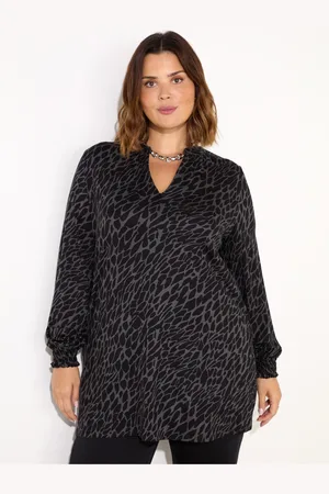 Live Unlimited London Curve Petite Snake Print Jersey Nehru Collar Tunic54
