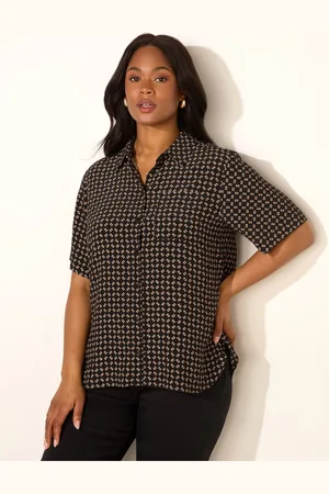 Live Unlimited London Curve Geo Print Short Sleeve Shirt42