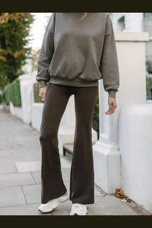 Chelsea Peers Soft + Stretch High Rise Flared Leggings42