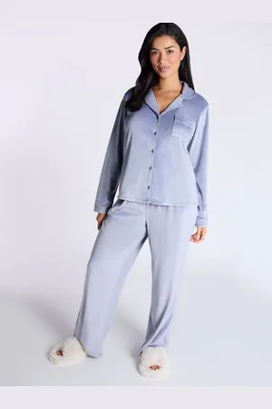 Boux Avenue Cosy Velour Pyjamas Set42