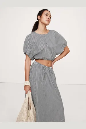 Banana Republic Poplin Bubble-Hem Cropped Toplarge