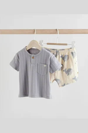 Next Baby T-shirt og shorts