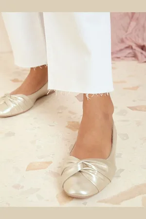 Friends Like These Twist Detail Round Toe Flade sko Ballerina Pumps Skoeu37