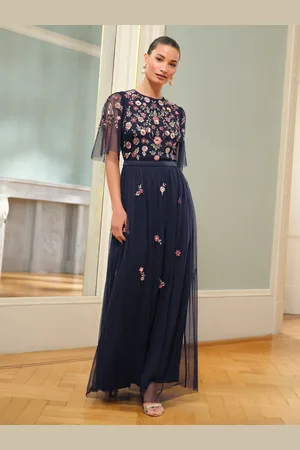 Love & Roses Broderet Angel Sleeve Maxikjole38