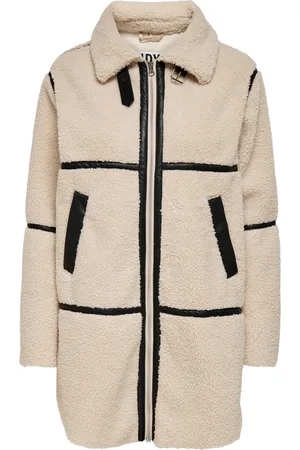 JDY Cosy Teddy Jacket With Contrast Trims40-42