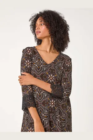 Roman Abstract Print Lace Detail Tunic Top38