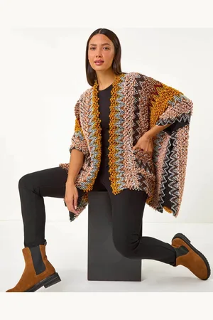 Roman Boucle Patterned Capeen