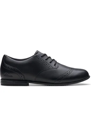 Clarks Leather Older Girls Finja Brogues5
