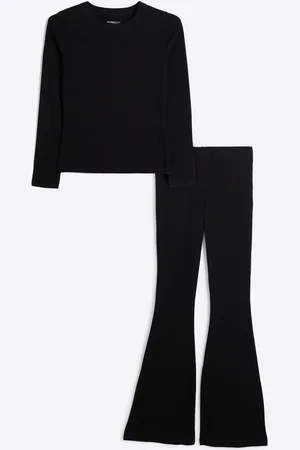 River Island 2 Piece Ribbed T-Shirt and Flare Leggings Set34