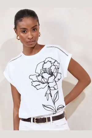 Lipsy London Embroidered Floral T-Shirt44