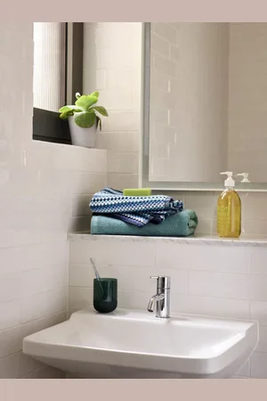 Christy Carnaby Stripe - 550 GSM 100% Cotton TowelBadelagen