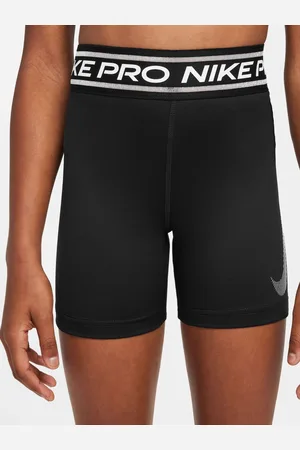 Nike Pro Dri-FIT 3 tommer shorts146152cm
