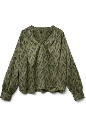 VERO MODA Graphic Printed Satin Balloon Sleeve Blouse34