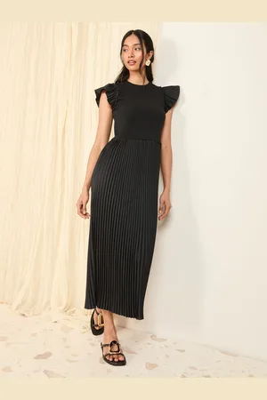 Friends Like These 2 In 1 Pleated Short Sleeve Midi Dress40
