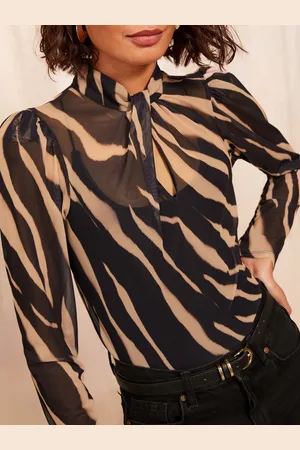 Friends Like These Høj hals Twist Mesh Top44