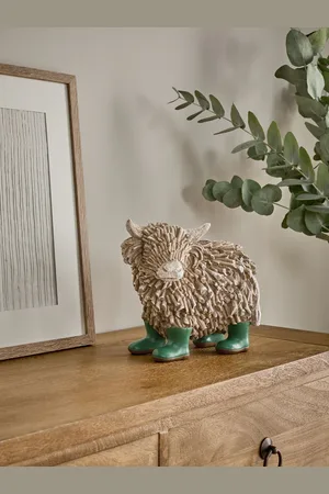 Next Hamish in Boots OrnamentEn
