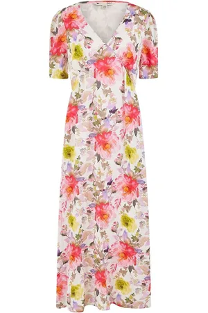 Yumi Floral Midi Dress38