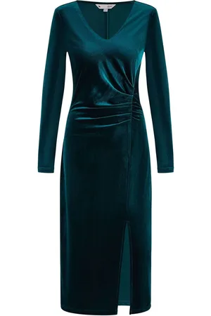 Yumi Velvet V-Neck Fitted Ruched Midi Dress42