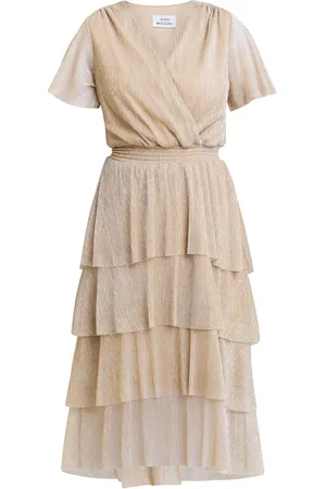 Gina Bacconi Cheri Metallisk Strik Tiered Kjole48