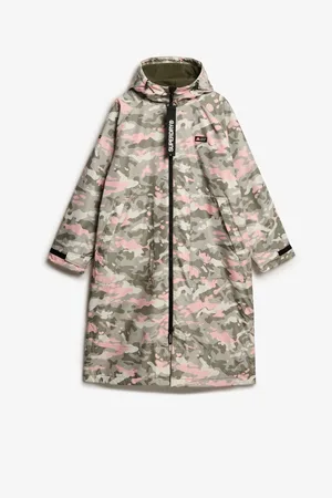 Superdry Windbreaker Logo Changing Robeen