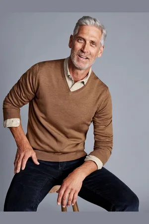 Charles Tyrwhitt Pure Merino V-Neck JumperXXL