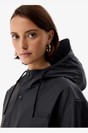 Hunter Water Resistant Popper Fastening Raincoatmedium