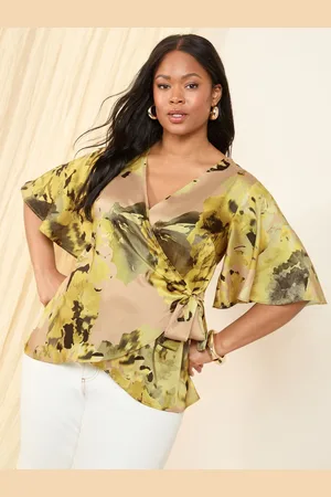 Friends Like These Curve Printed Wrap Top46