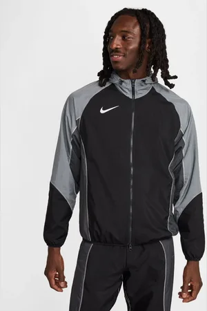 Nike Strike+ Hooded Training Jacketlarge