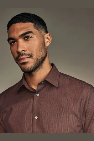 Next Trimmed Easy Care Single Cuff Oxford Shirt46cm R (UK 18 R)