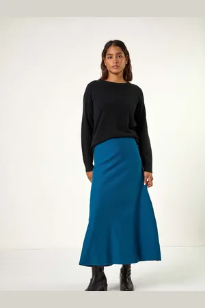 Roman Knitted Midi Stretch Skirt38