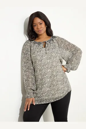 Live Unlimited London Curve Ditsy Smocked Tunic44
