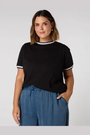 Live Unlimited London Crochet Trim T-Shirt