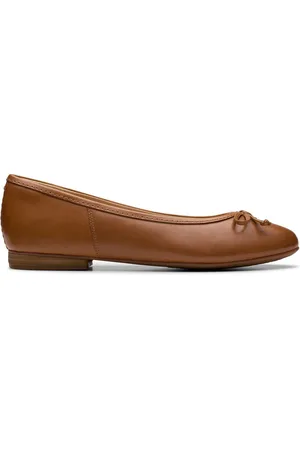 Clarks Leather Fawna Lily Shoes
