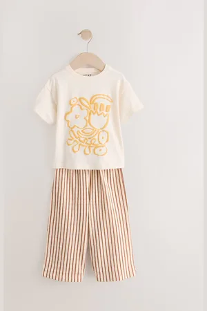 Next Short Sleeve 100% Cotton T-Shirt and Wide Trousers Set (3mths-7yrs)5 - 6 år (110 - 116cm)