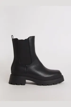 Simply Be Chunky Chelsea Ankle Boot In Wide Fit