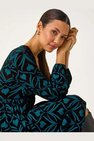 Roman Geo Print Button Detail Stretch Dress40