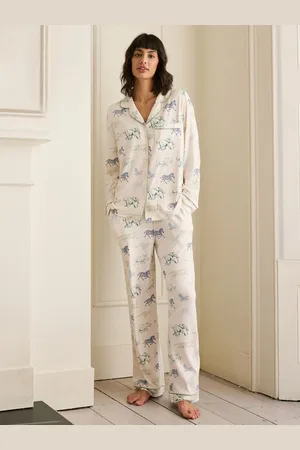 Chelsea Peers Racing Animal Print Long Pyjamas Set38