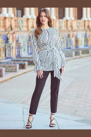 Sosandar Keyhole Detail Slips Side Satin Top46